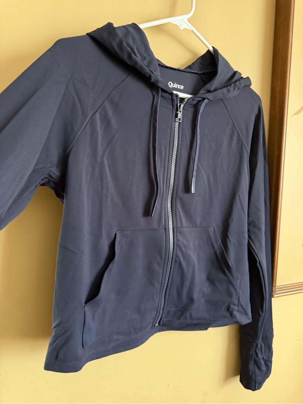 Quince Ultra-Form Hooded Crop Jacket in Deep Navy M - Picture 11 of 14